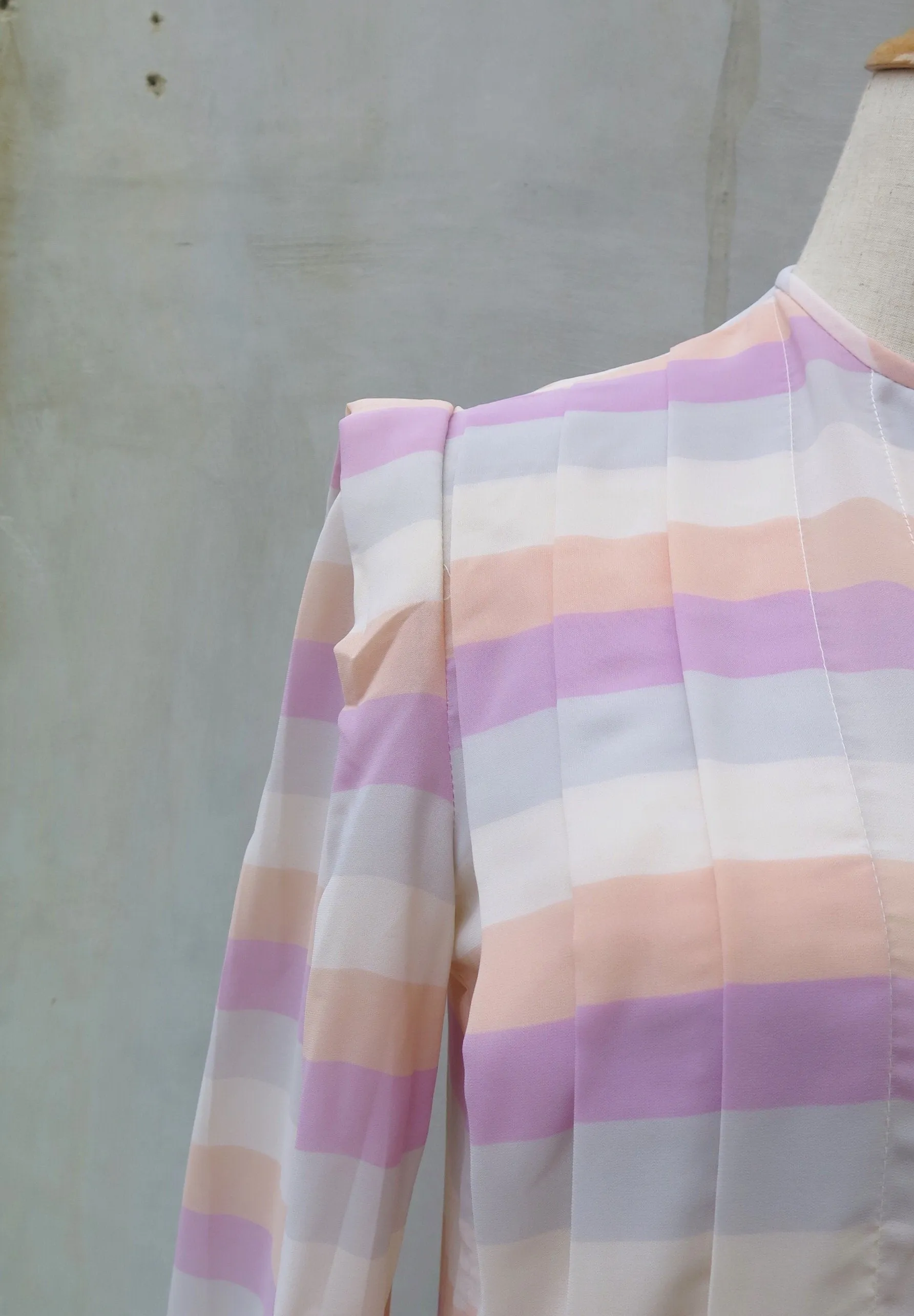Blair | Vintage 1960s 1970s gorgette chiffon Pleated dress