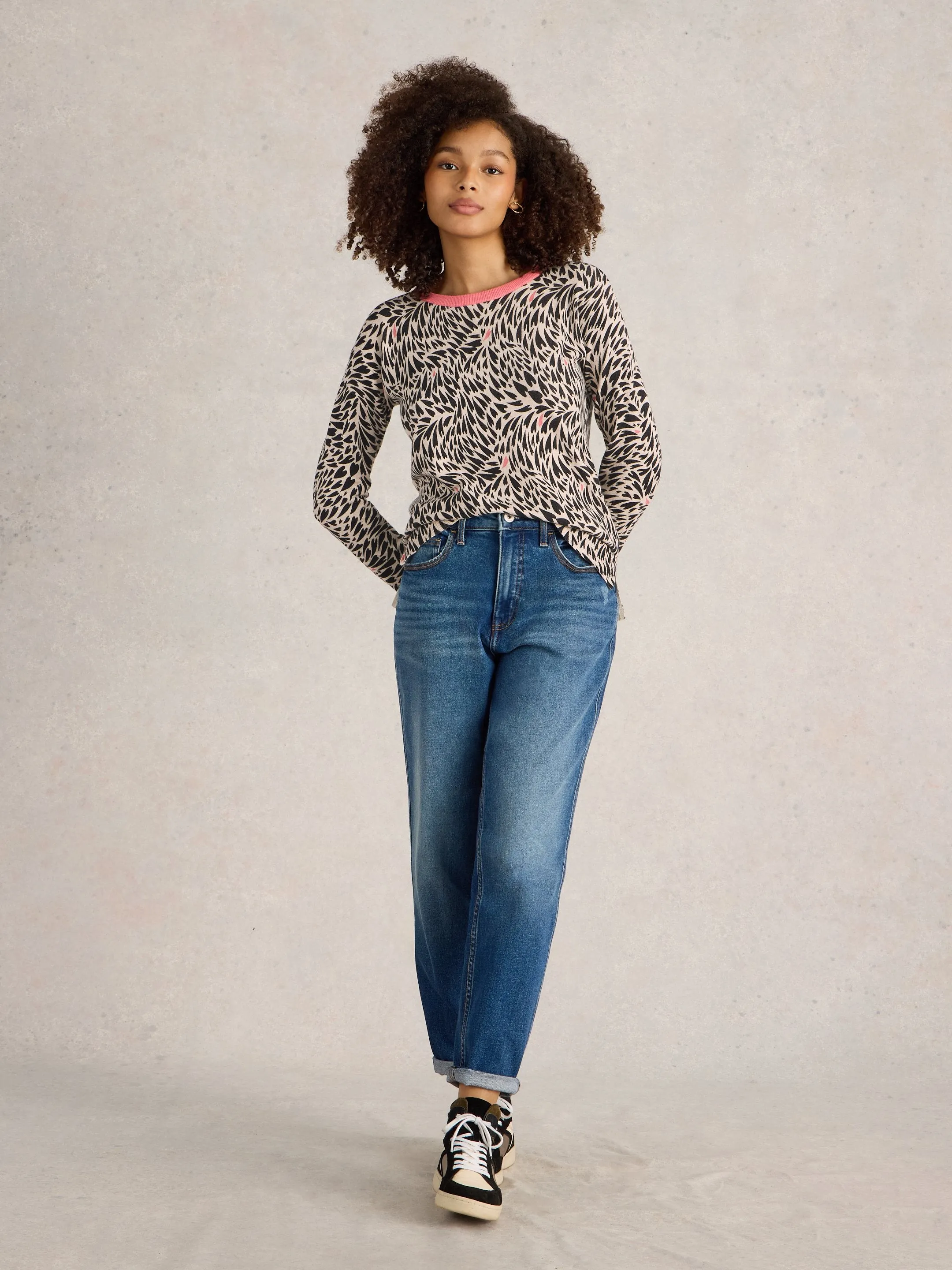 City Leo Heart Jumper
